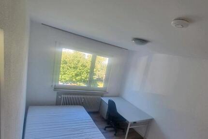 Wohnung Sindelfingen Eichholz - 1 Zimmer, 15 m&sup2;, 550&euro; | Angebot:25934880