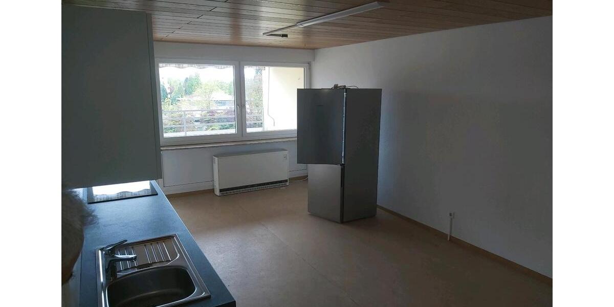 Etagenwohnung Sindelfingen Eichholz - 5 Zimmer, 100 m&sup2;, 1.350&euro; | Angebot:26448429