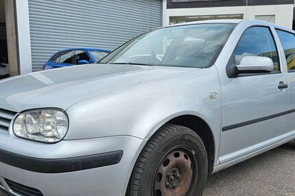 VW Golf 204.596 km 999 &euro; Leonberg 71229