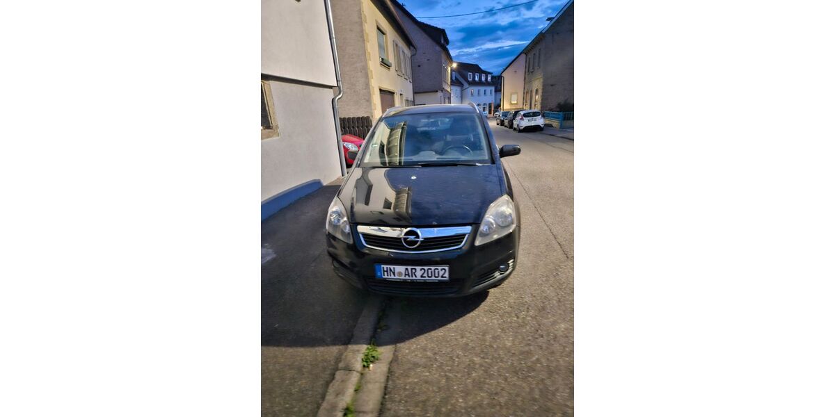 Opel Zafira 194.000 km 900 &euro; Sulzfeld 75056