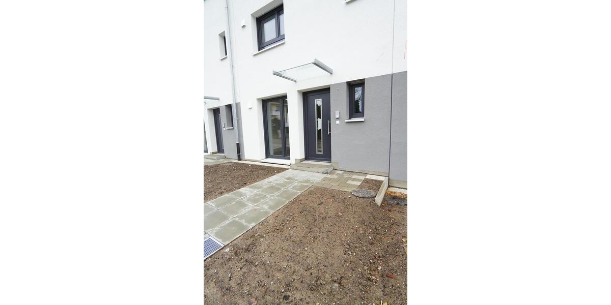 Erdgeschoßwohnung Pforzheim Eutingen - 1 Zimmer, 25 m&sup2;, 410&euro; | Angebot:25401840