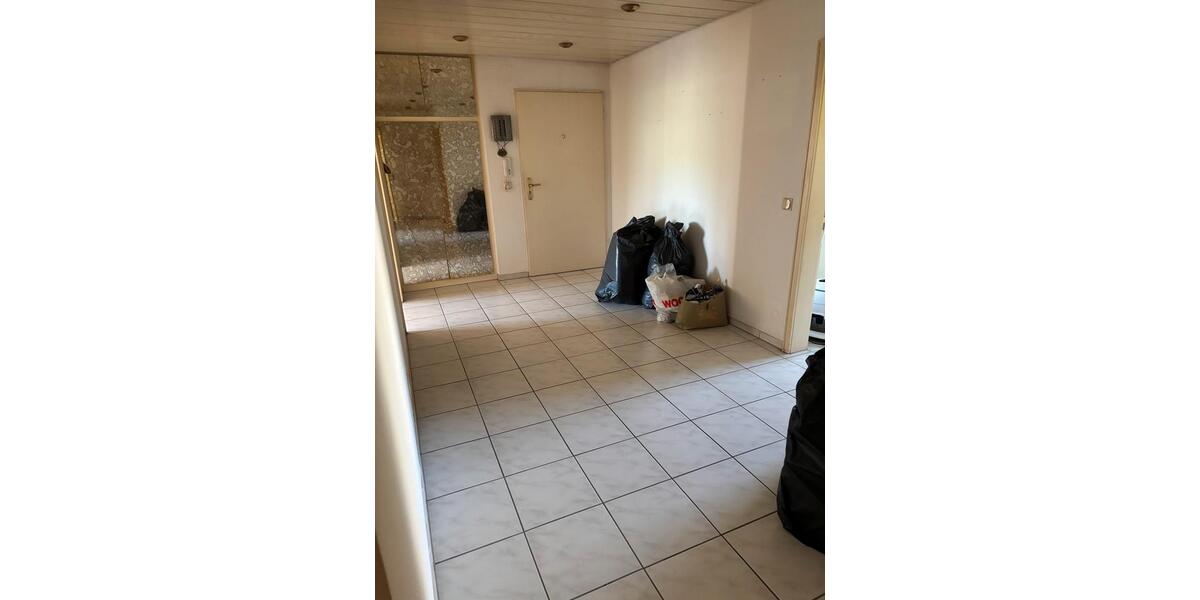 Etagenwohnung Karlsruhe Beiertheim-Bulach - 3 Zimmer, 96 m&sup2;, 1.200&euro; | Angebot:26464815