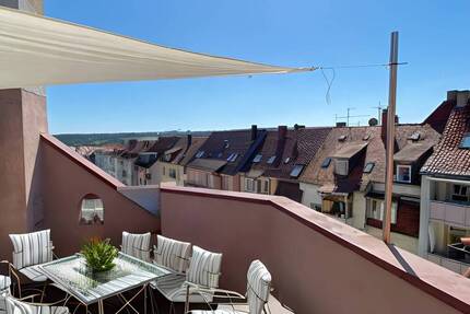 Stylische DachWohnung mit Traumblick - Wohnen über den Dächern von Pforzheim