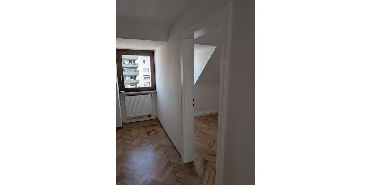 Dachgeschoßwohnung Pforzheim Weststadt - 3 Zimmer, 49 m&sup2;, 500&euro; | Angebot:26024475