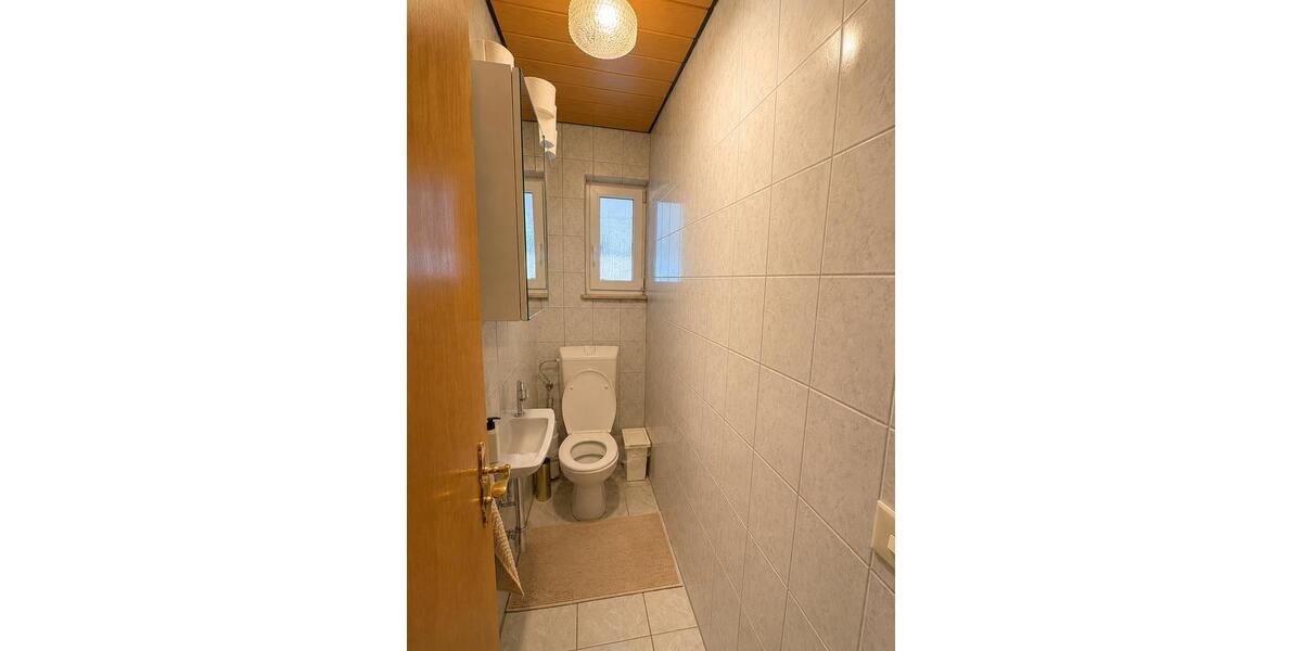 Etagenwohnung Vaihingen an der Enz - 4.5 Zimmer, 91 m&sup2;, 270.000&euro; | Angebot:27260085