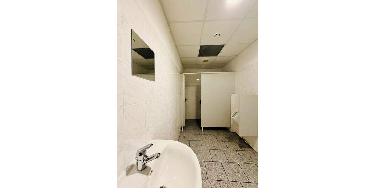 Gewerbeobjekt Karlsbad Langensteinbach - 3.100&euro; | Angebot:25212984