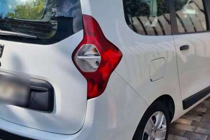 Dacia Lodgy 84.500 km 9.100 € Sachsenheim 74343