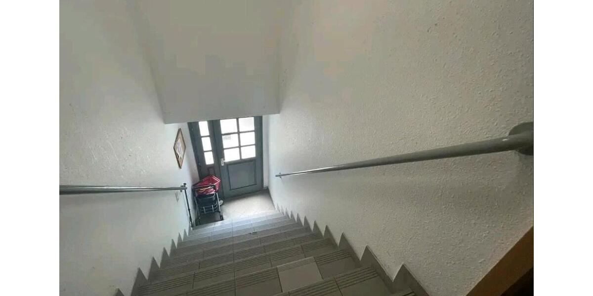 Dachgeschoßwohnung Vaihingen an der Enz - 2 Zimmer, 42 m&sup2;, 670&euro; | Angebot:25658022