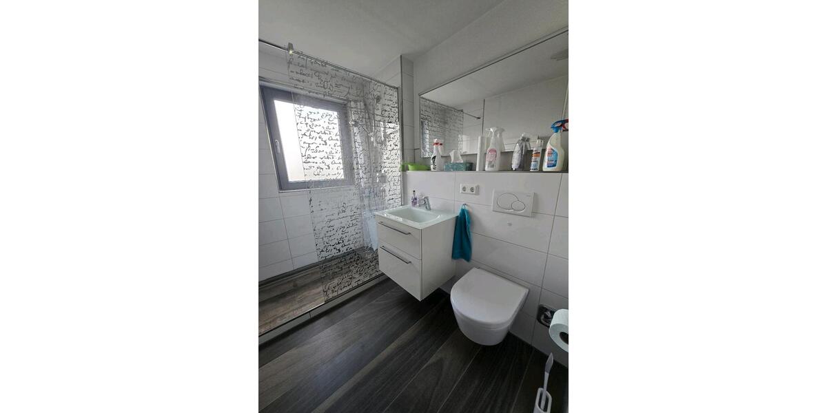 Etagenwohnung Ditzingen - 3 Zimmer, 75 m&sup2;, 1.115&euro; | Angebot:26438195