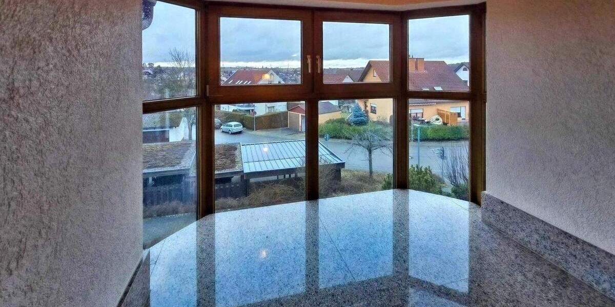 Etagenwohnung Karlsbad Langensteinbach - 5 Zimmer, 98 m&sup2;, 349.000&euro; | Angebot:25665812
