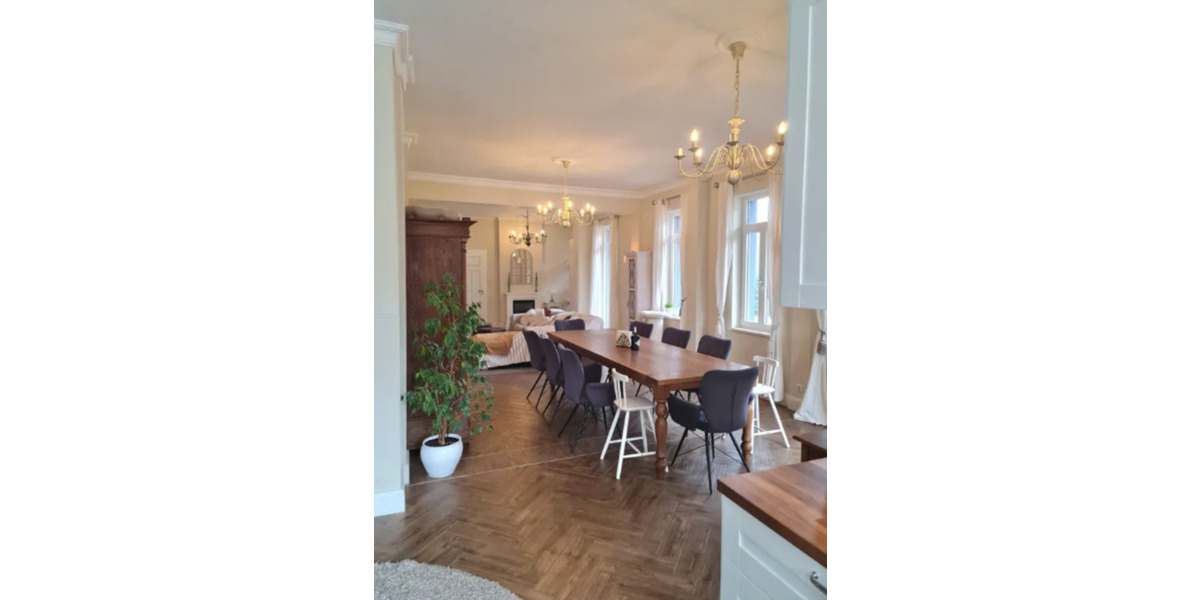 PROVISIONSFREI: Traumhafte 5-Zimmer Wohnung mit Garage & Carport 5 zimmer