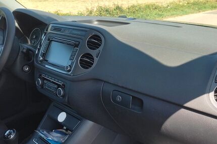 VW Tiguan 47.500 km 11.600 &euro; Karlsruhe 76131