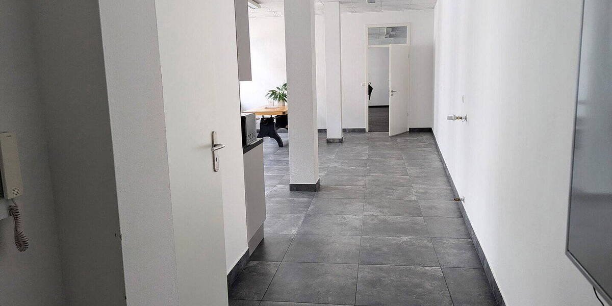 Gewerbeobjekt Pforzheim Südstadt - 1.350&euro; | Angebot:26306307