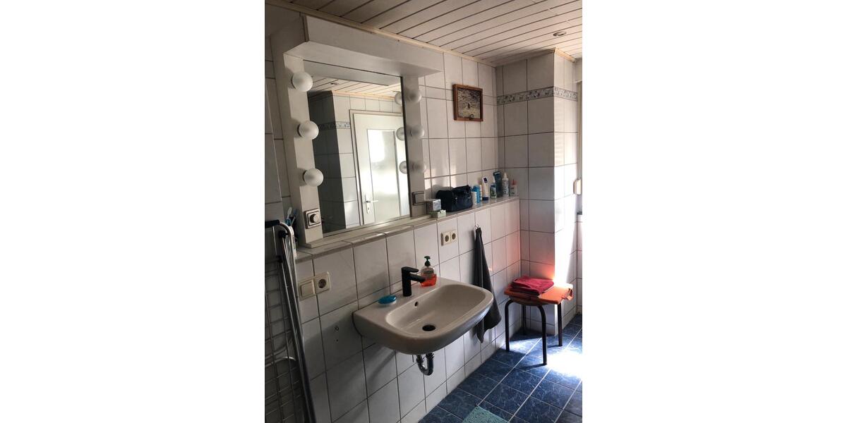 Einfamilienhaus Remchingen - 5 Zimmer, 96 m&sup2;, 1.070&euro; | Angebot:26313391