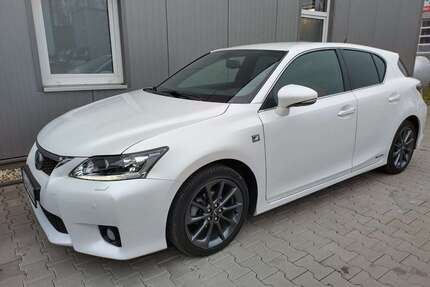 Lexus CT 200h