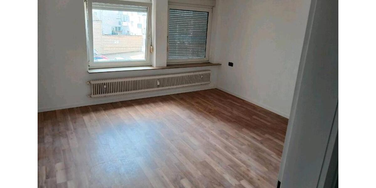 Etagenwohnung Pforzheim Nordstadt - 2 Zimmer, 74 m&sup2;, 700&euro; | Angebot:26059742
