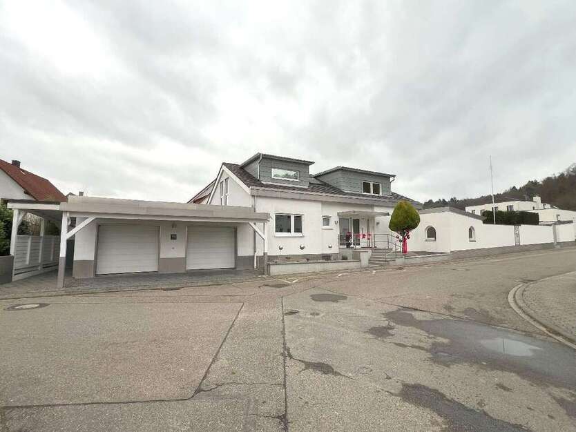 Haus zum Kaufen in Bretten Neibsheim 1.000.000 € 202 m²