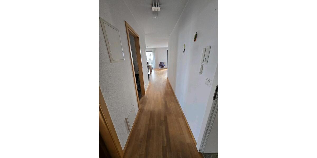 Etagenwohnung Ditzingen - 3 Zimmer, 75 m&sup2;, 1.115&euro; | Angebot:26438195