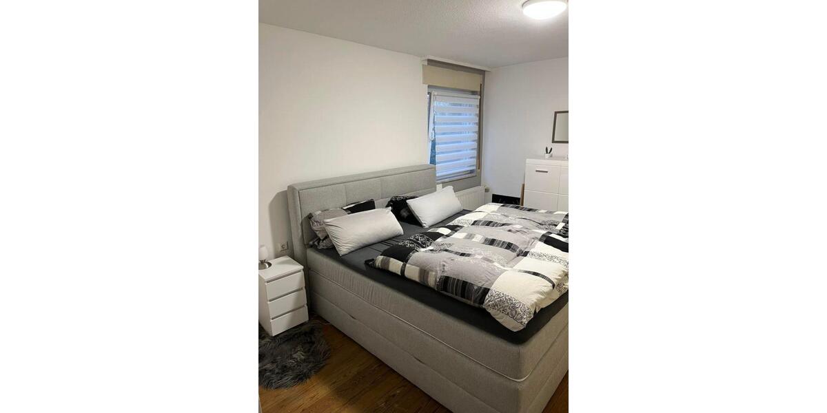Etagenwohnung Karlsruhe Hagsfeld - 3 Zimmer, 90 m&sup2;, 985&euro; | Angebot:25615102