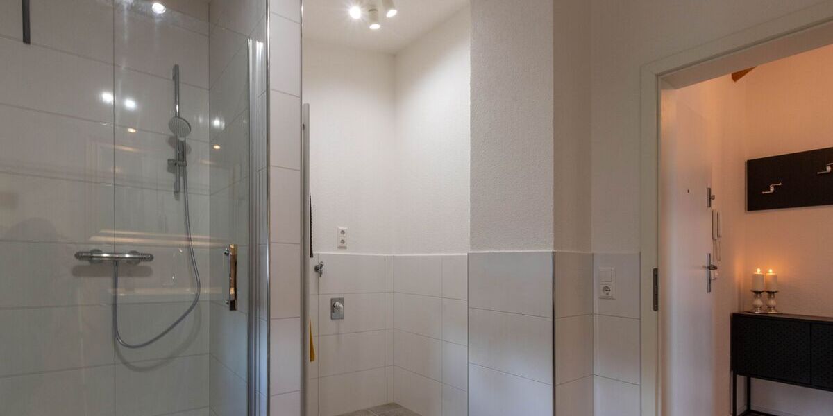 helle vollständig möblierte 2-Zimmer Wohnung in Illingen - Appartement Illingen | Angebot:26865904