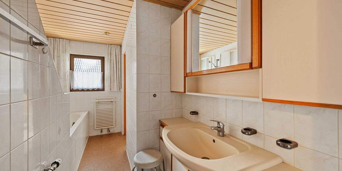 Reihenendhaus Markgröningen Unterriexingen - 3 Zimmer, 92 m&sup2;, 260.000&euro; | Angebot:25681504