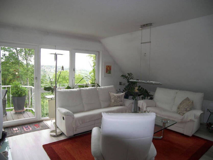 Sonnige 2 Zi Wohnung Gerlingen Panoramastr. mit Balkon + Loggia
