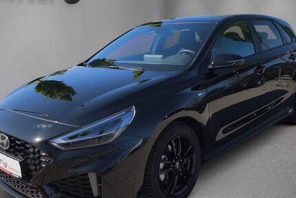 Hyundai i30 12.400 km 23.240 &euro; Pforzheim 75177