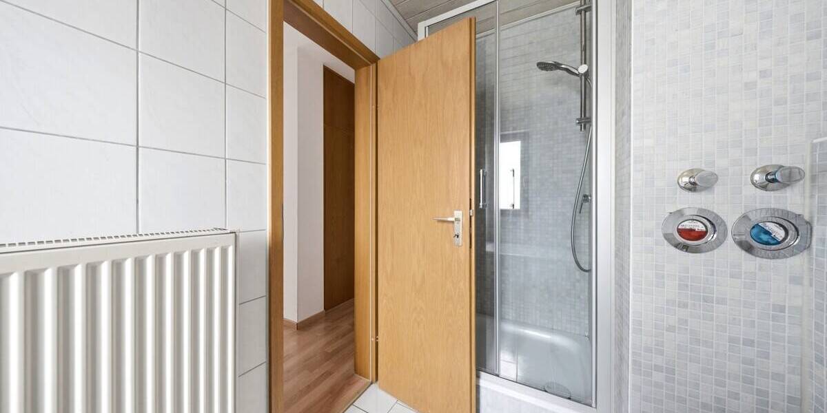 Etagenwohnung Stutensee Blankenloch - 4 Zimmer, 91 m&sup2;, 295.000&euro; | Angebot:26733599