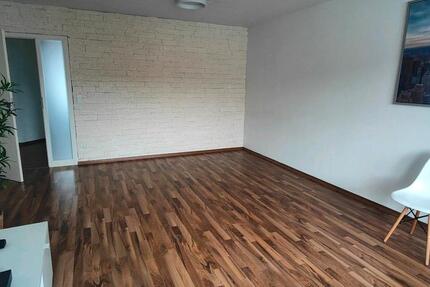 Frisch gestrichene 3 Zimmer Wohnung in Renningen 3 zimmer