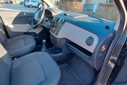 Dacia Lodgy 128.000 km 6.999 &euro; Friolzheim 71292