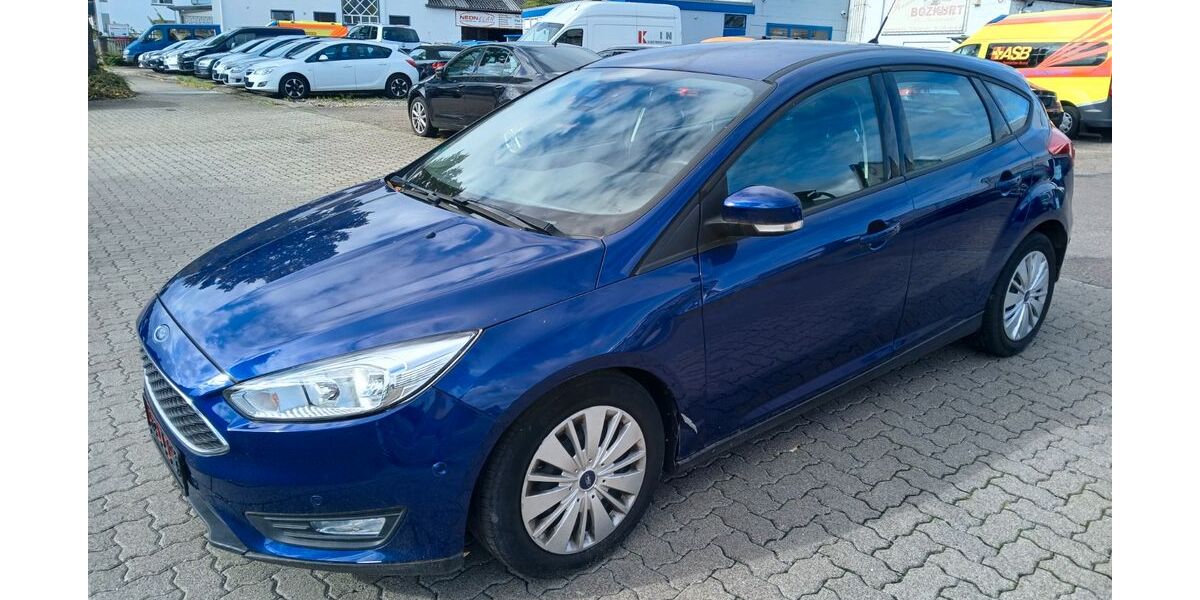 Ford Focus 47.000 km 5.390 &euro; Karlsruhe 76185