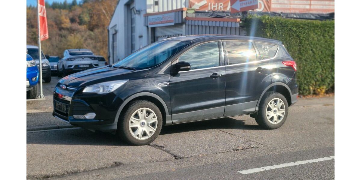 Ford Kuga 21.000 km 9.990 &euro; Birkenfeld bei Pforzheim 75217