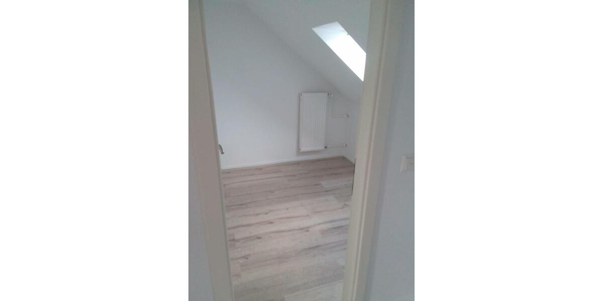 Reihenhaus Friolzheim - 5 Zimmer, 160 m&sup2;, 1.500&euro; | Angebot:26204855