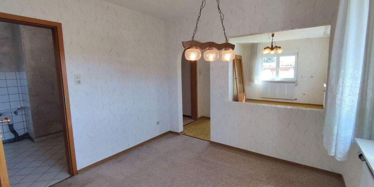 Mehrfamilienhaus, Wohnhaus Karlsruhe Grünwettersbach - 7 Zimmer, 200 m&sup2;, 430.000&euro; | Angebot:25798908