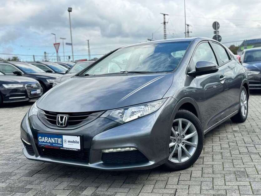 Honda Civic 91.000 km 9.950 € Bruchsal 76646