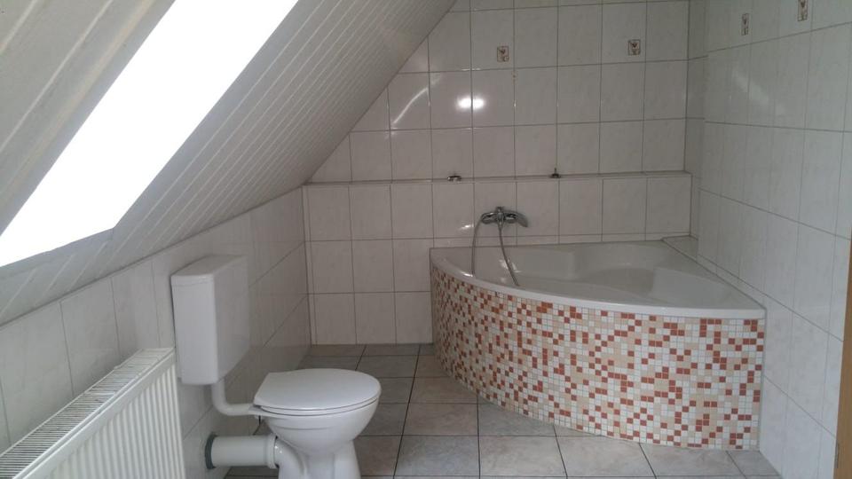 Etagenwohnung Remchingen - 3 Zimmer, 140 m&sup2;, 1.000&euro; | Angebot:26414160