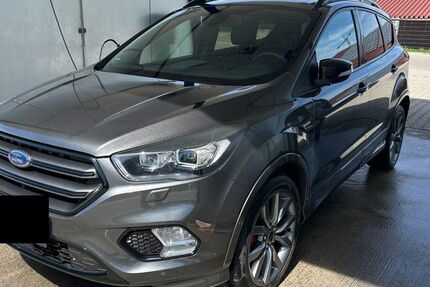 Ford Kuga 70.000 km 20.800 &euro; Althengstett 75382