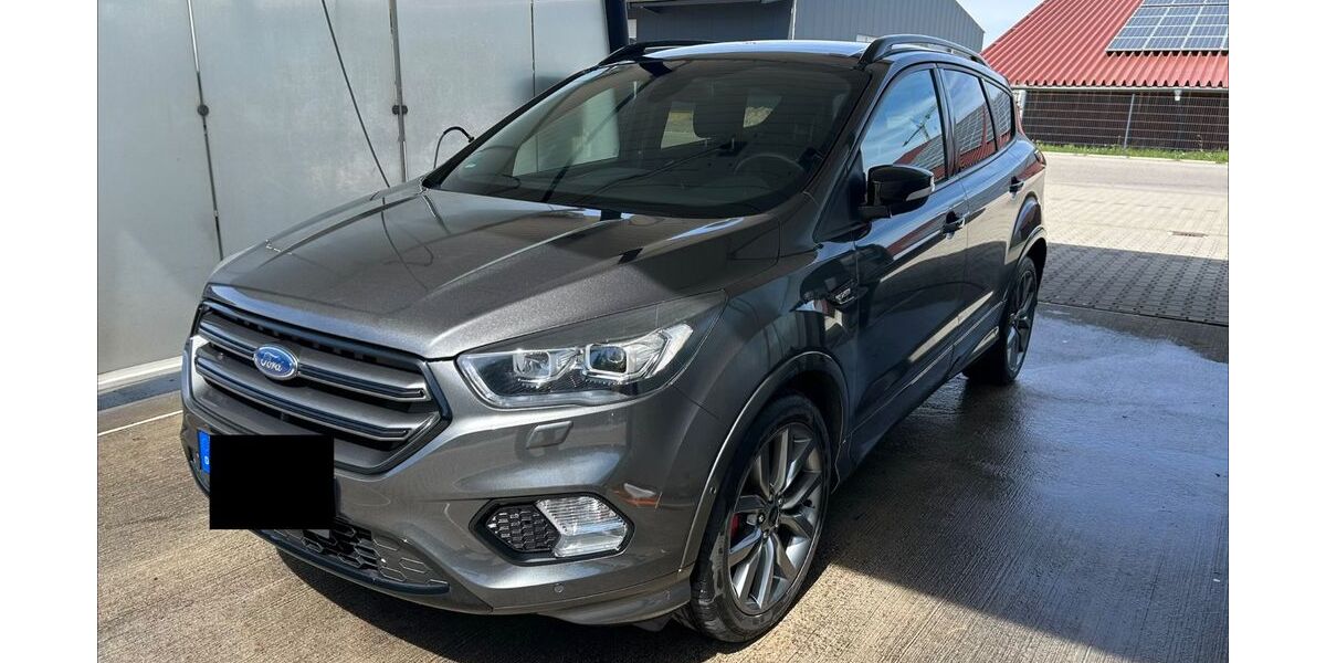 Ford Kuga 70.000 km 20.800 &euro; Althengstett 75382
