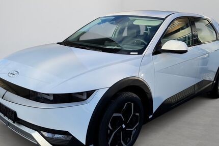 Hyundai IONIQ 5 2.500 km 39.490 € Karlsruhe 76185