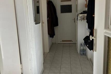 Helle 3 Zimmerwohnung in PF West zimmer