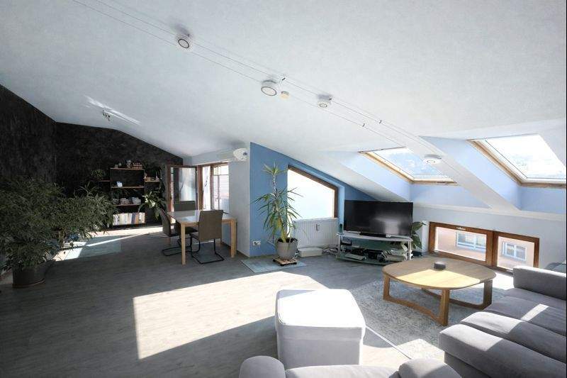 Etagenwohnung Pforzheim Sonnenberg - 2 Zimmer, 70 m&sup2;, 238.400&euro; | Angebot:25748639