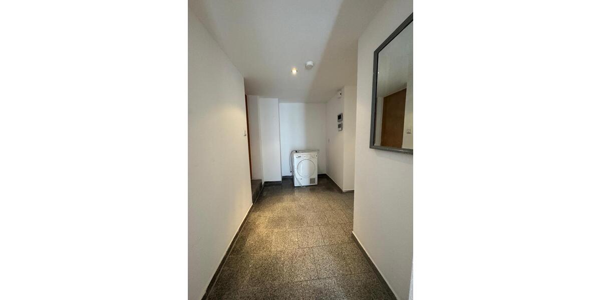 3-Zimmer-EG-Wohnung mit Hof in Niefern zimmer