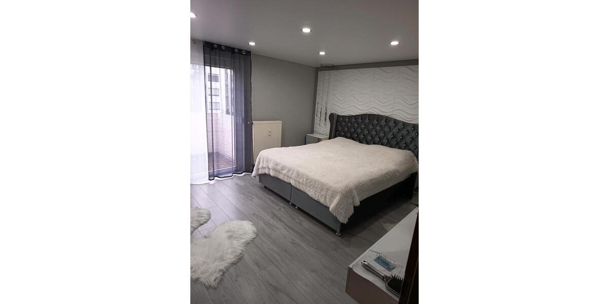 Etagenwohnung Pforzheim - 4 Zimmer, 110 m&sup2;, 360.000&euro; | Angebot:26318339