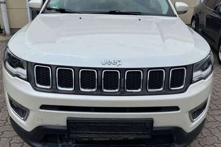 Jeep Compass 82.000 km 15.999 € Pforzheim 75179