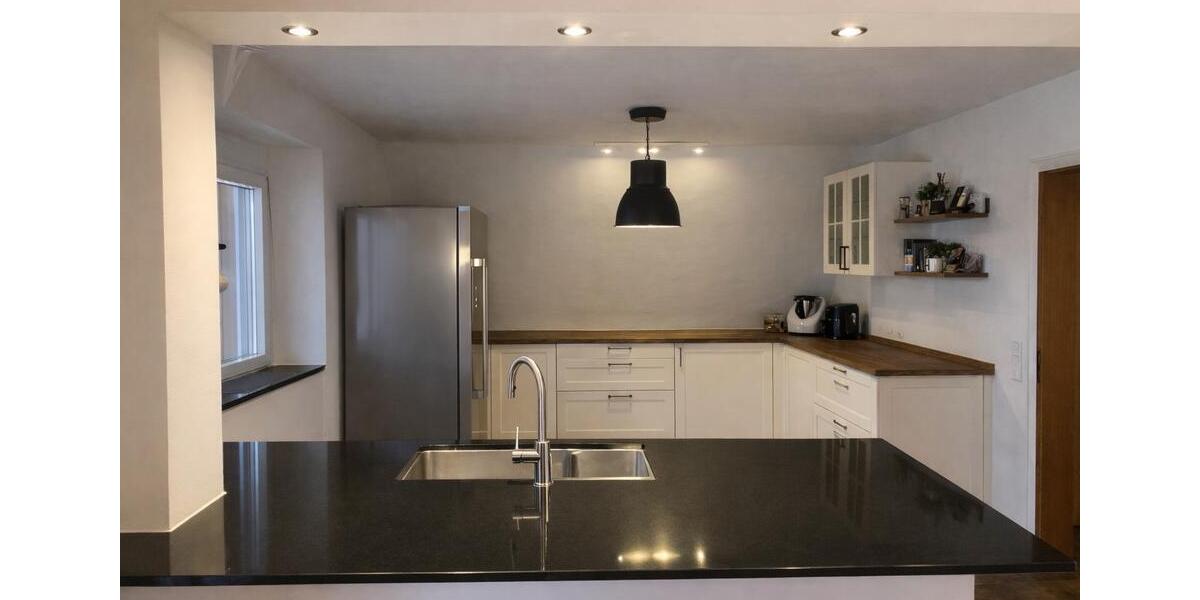 Etagenwohnung Bretten - 3 Zimmer, 110 m&sup2;, 1.490&euro; | Angebot:25756006