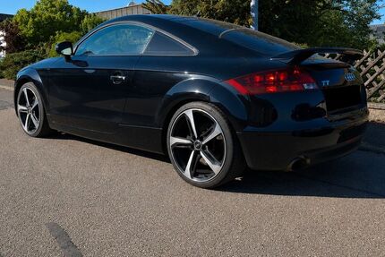 Audi TT 210.000 km 7.500 &euro; Neubulach 75387