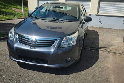 Toyota Avensis 143.524 km 7.000 € Stuttgart 70376