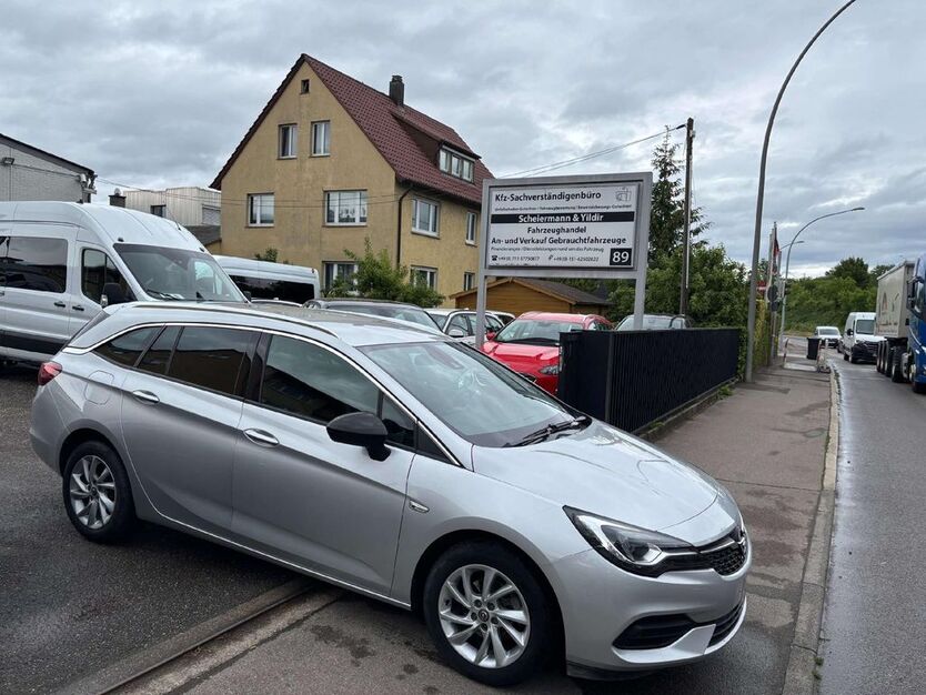 Opel Astra 143.000 km 11.900 € Korntal-Münchingen 70825