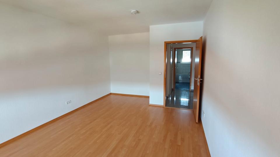 Etagenwohnung Karlsruhe Innenstadt-Ost - 2 Zimmer, 67 m&sup2;, 279.000&euro; | Angebot:27195118