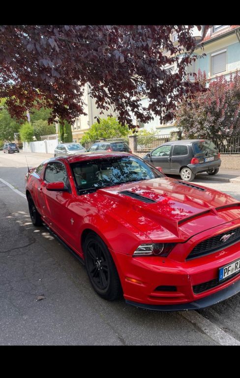Ford Mustang 87.000 km 16.000 € Birkenfeld 75217